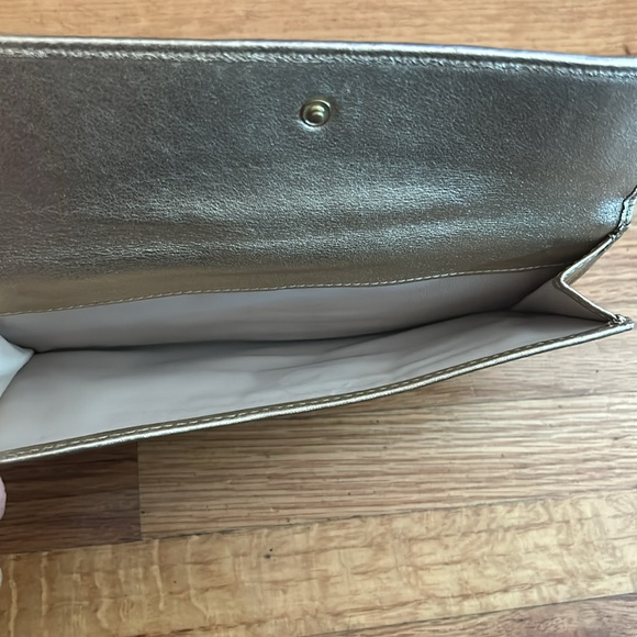 Coach Wallet - Picture 4 of 4